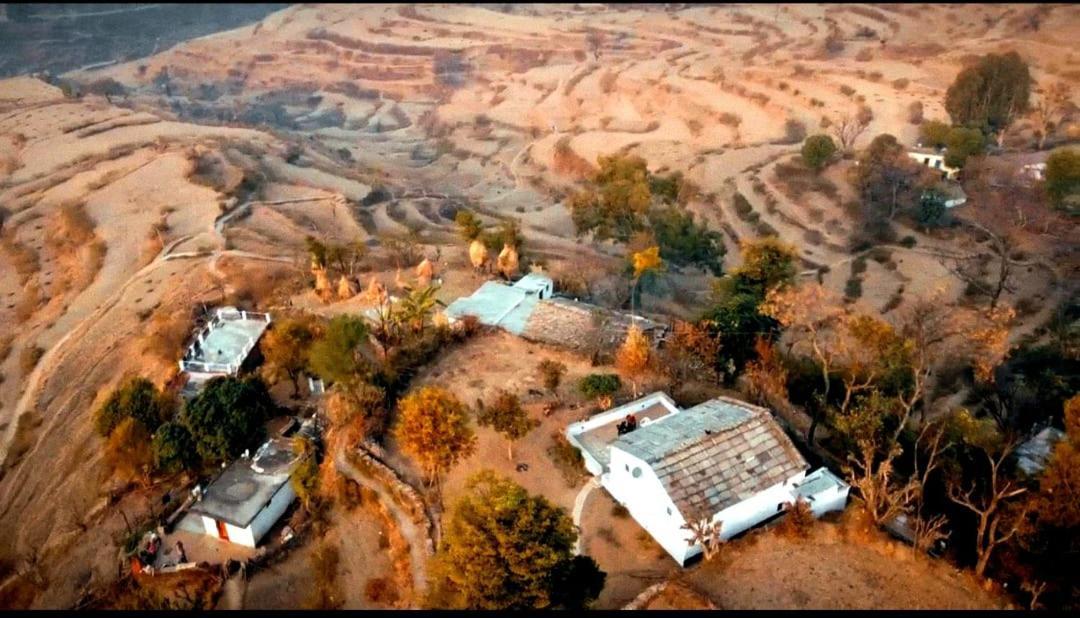 Dwarahat Village Farmstay- Babaji'S Cave Esterno foto